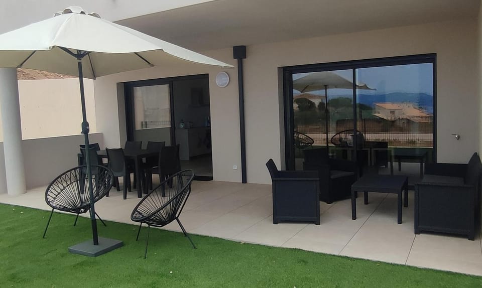 T3 neuf, vue mer Apartment in Corsica