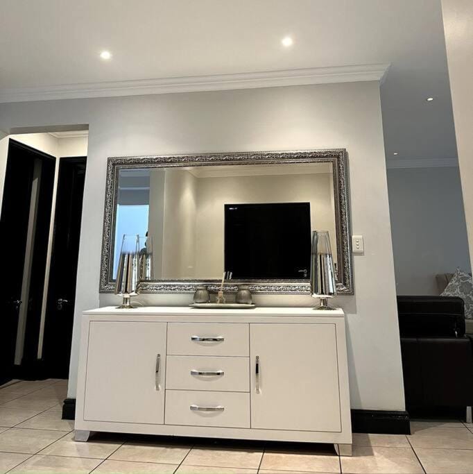 5 Bedroom Luxury Zimbali Villa Villa in Dolphin Coast