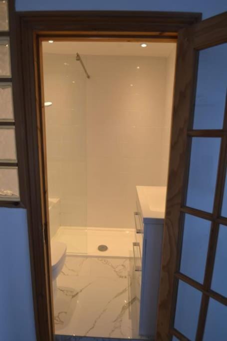 Netflix Chill Apartment Apartment in Godalming