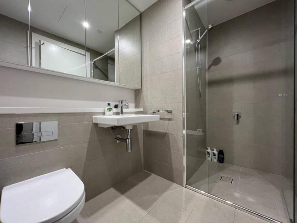 Lovely 2 bedroom APT in centre of Olympic Park Apartment in Sydney