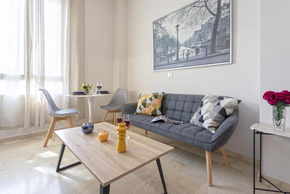 Communal lounge/ TV room, Living room