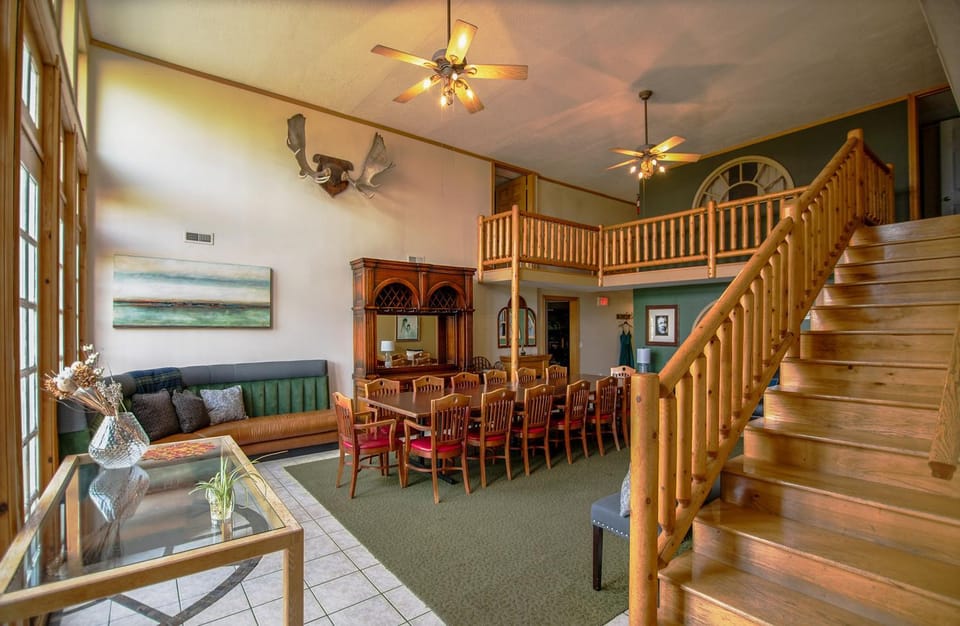 Hot Tub, Lake Monroe Views! 22-Acre Outdoor Oasis House in Indiana