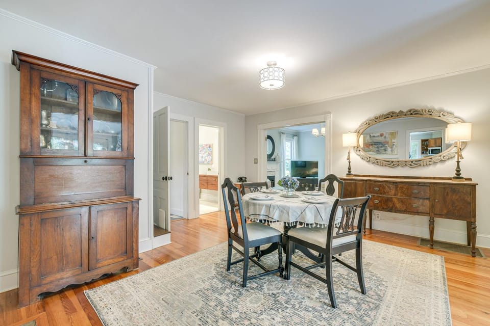 Historic & Charming Pittsboro Home w/ Fireplaces House in North Carolina