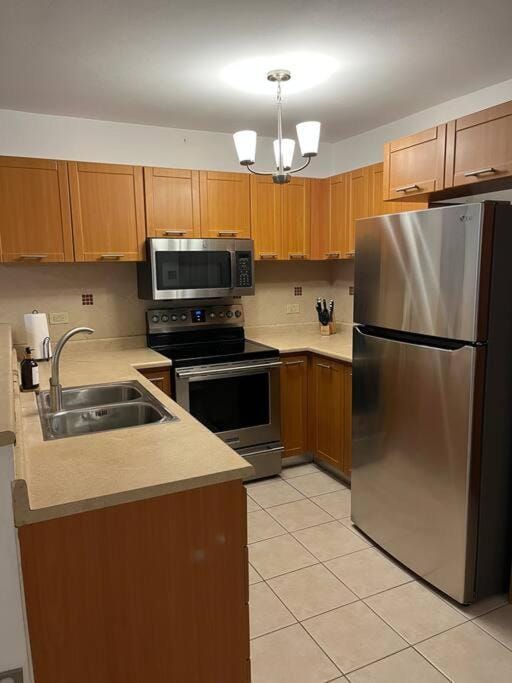 Lovely 2 bedroom condo with pool and beach access Apartment in Rincón