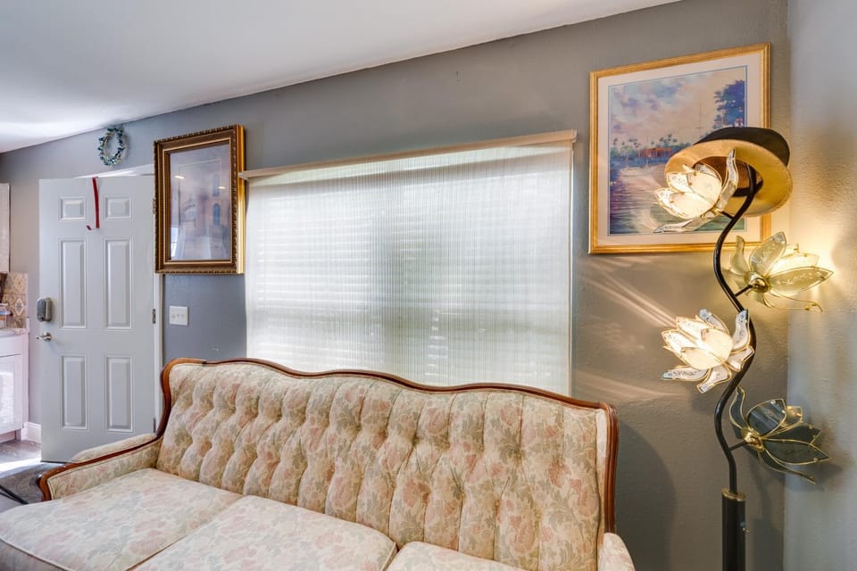 9 Mi to Disney World: Townhome w/ Pool Access! House in Polk County