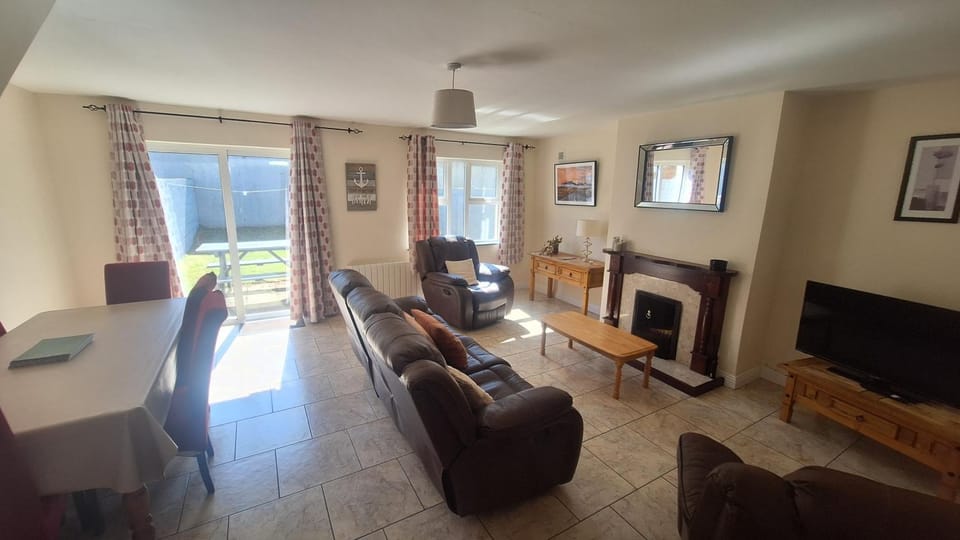 Lios na Mara Lahinch House in Lahinch