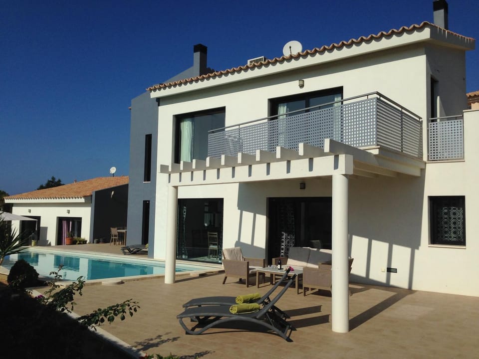 Balcony/Terrace, Swimming pool