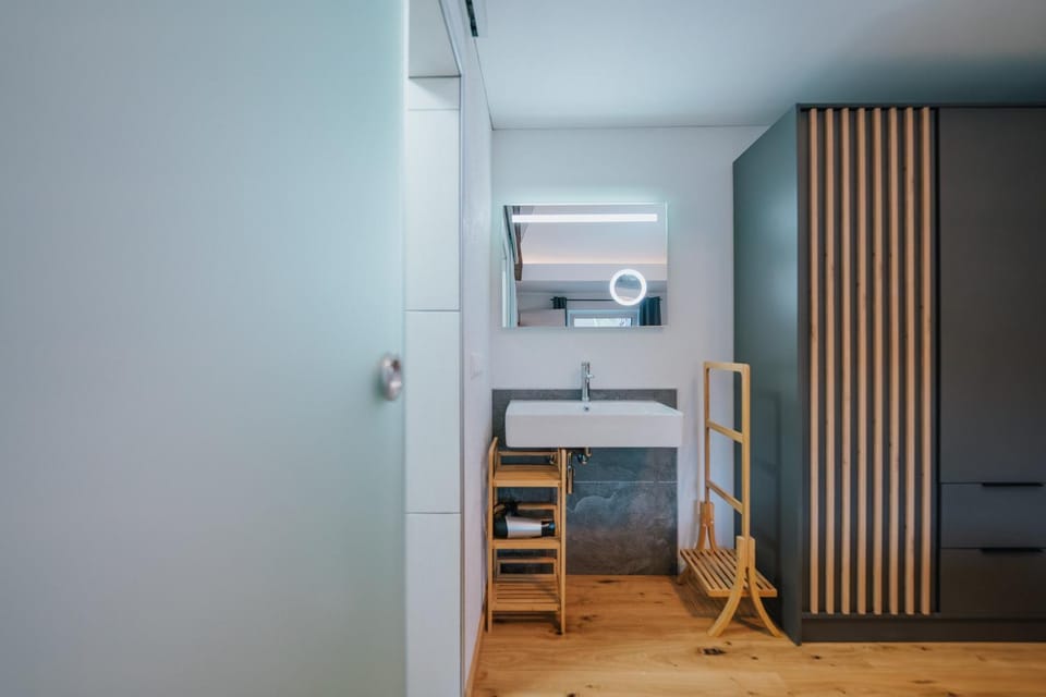 Bathroom, Bedroom