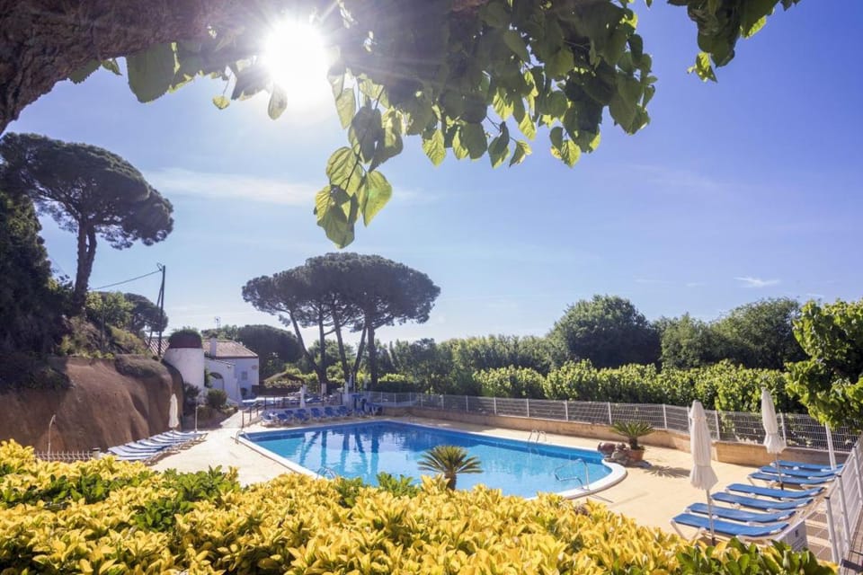 Camping Globo Barcelona Campground/ 
RV Resort in Maresme