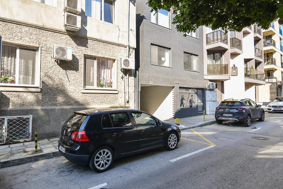 Central flat Wi-Fi & streaming Apartment in Varna
