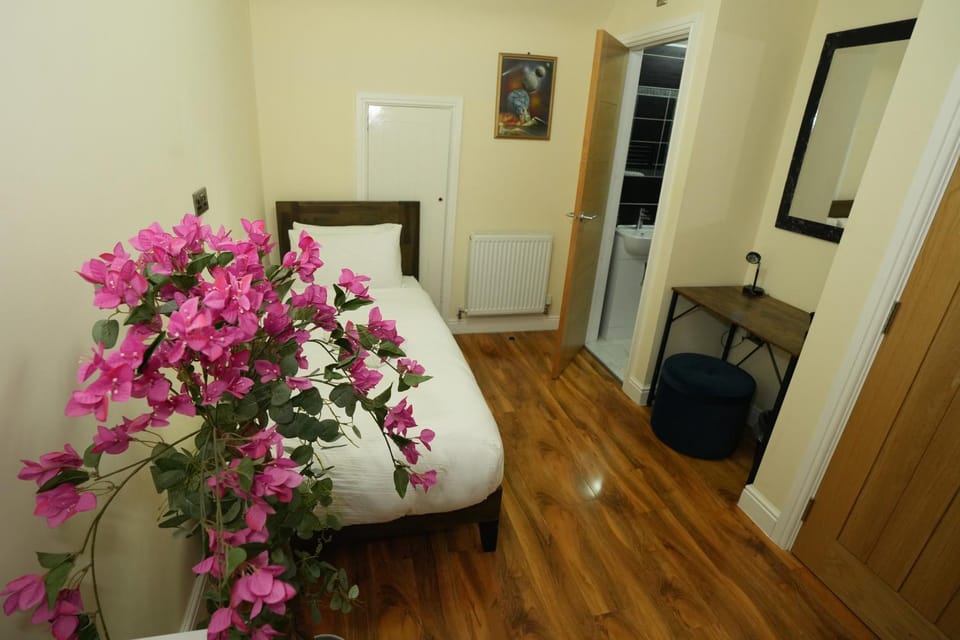 Silk Hotel by Silk Road Assets Ltd Vacation rental in Boston