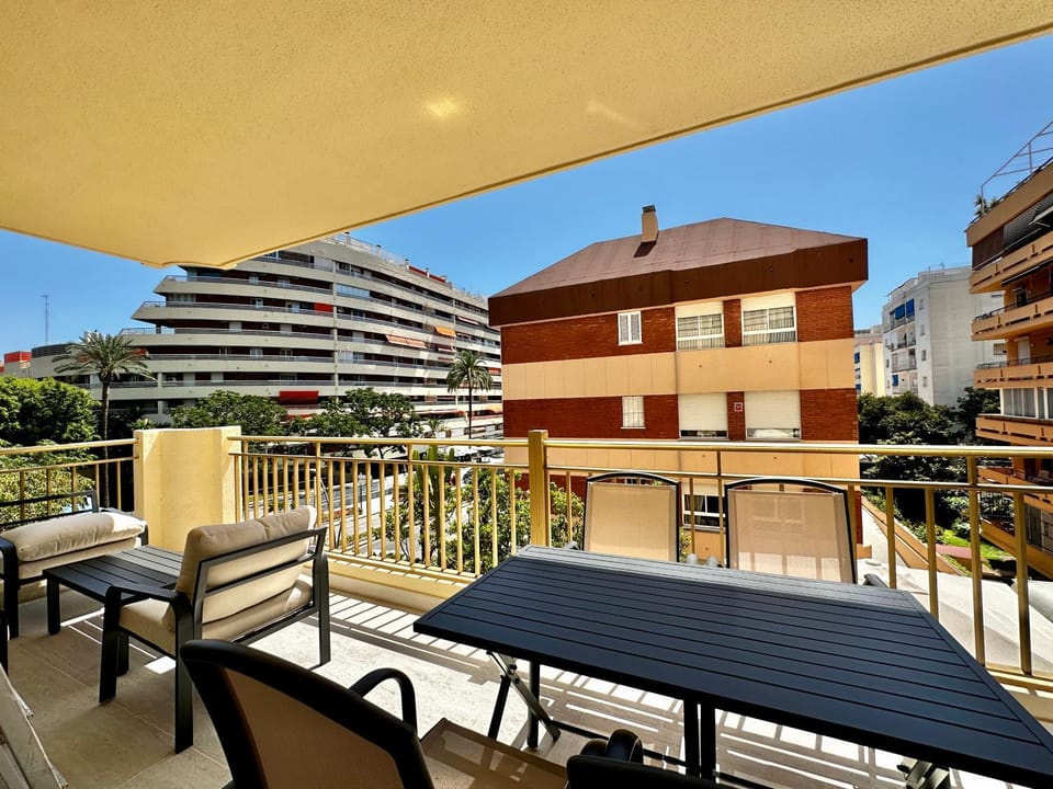 Property building, View (from property/room), Balcony/Terrace