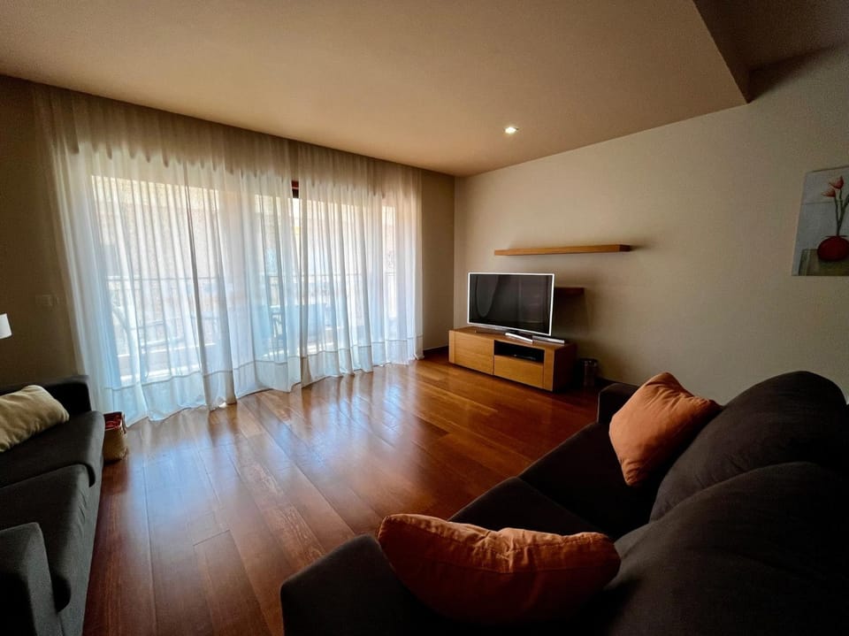 Communal lounge/ TV room, TV and multimedia