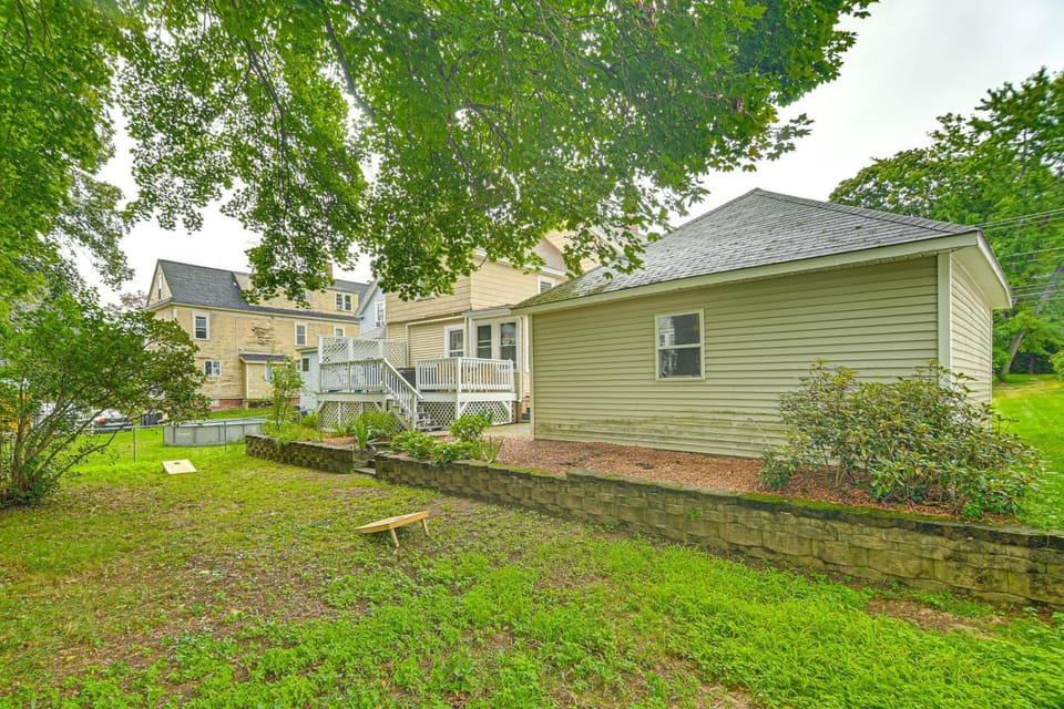 Home w/ Private Hot Tub < 1 Mi to Auburn Riverwalk House in Auburn
