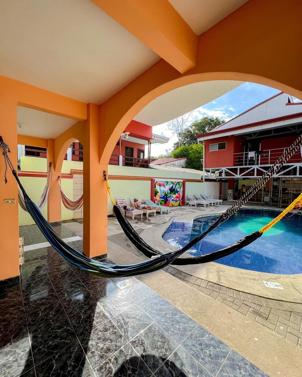 Hostel de Haan Hostel in Jaco