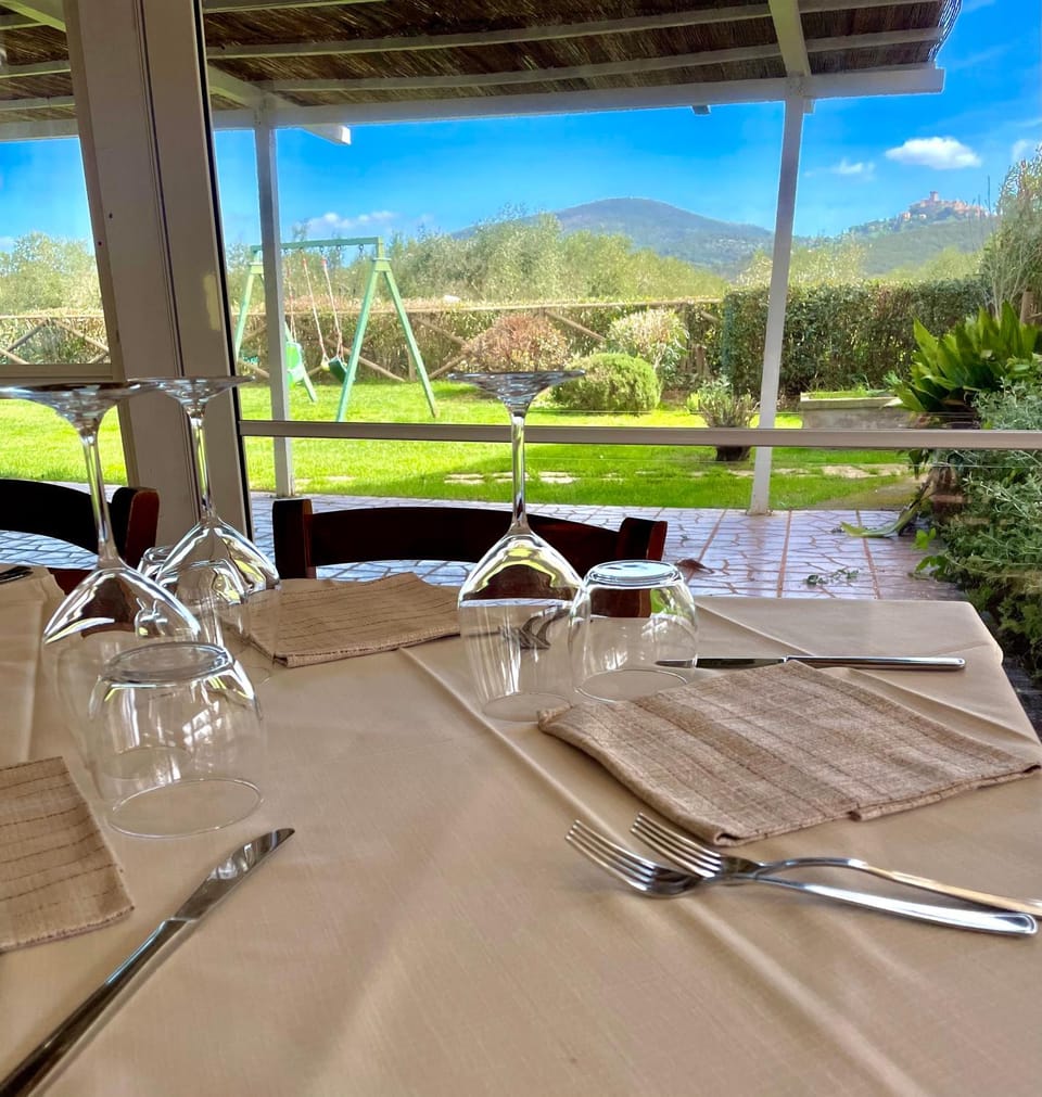 Agriturismo il Portico Farm Stay in Tuscany