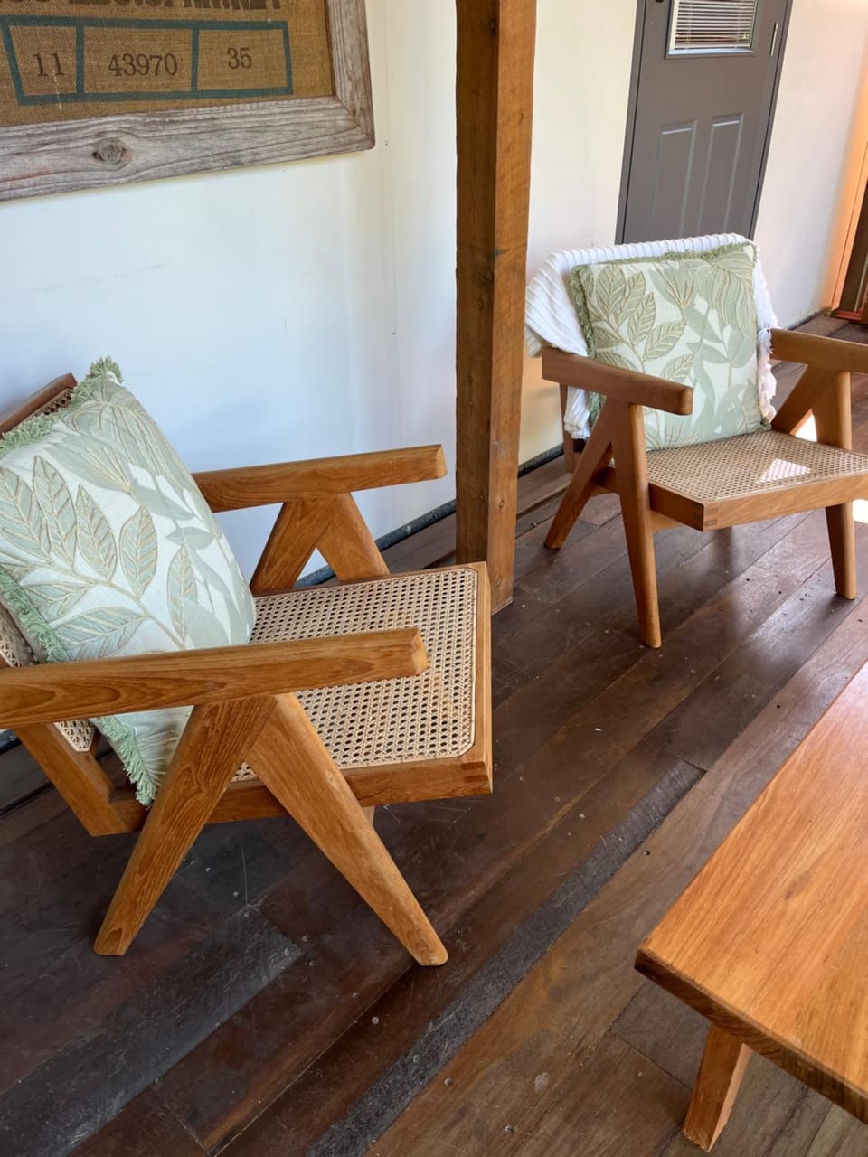 Seating area