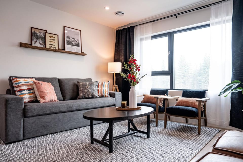 The Monashee House by Revelstoke Vacations Apartment in Revelstoke