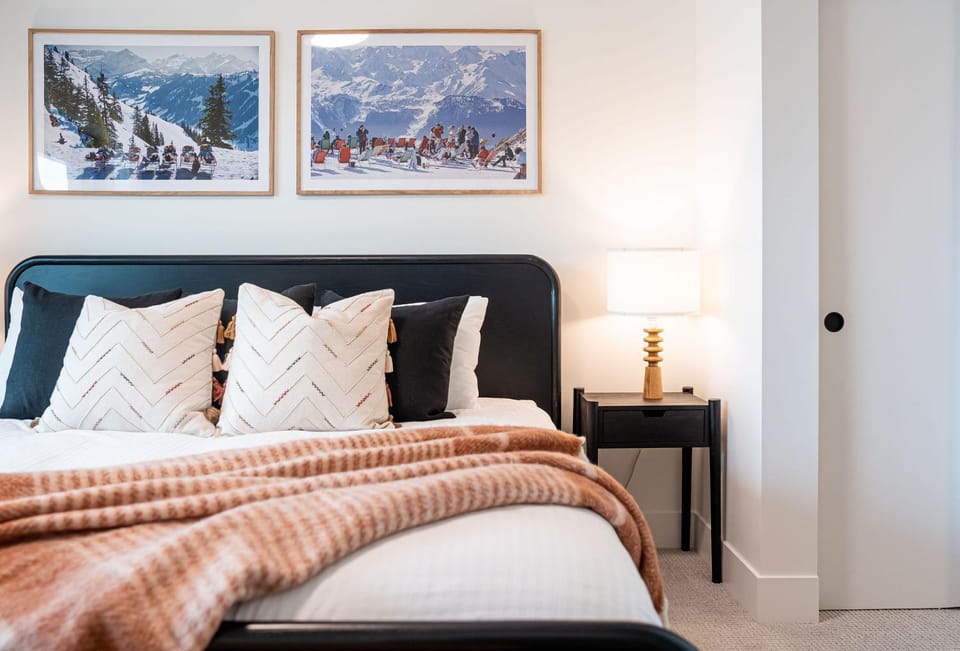 The Monashee House by Revelstoke Vacations Apartment in Revelstoke