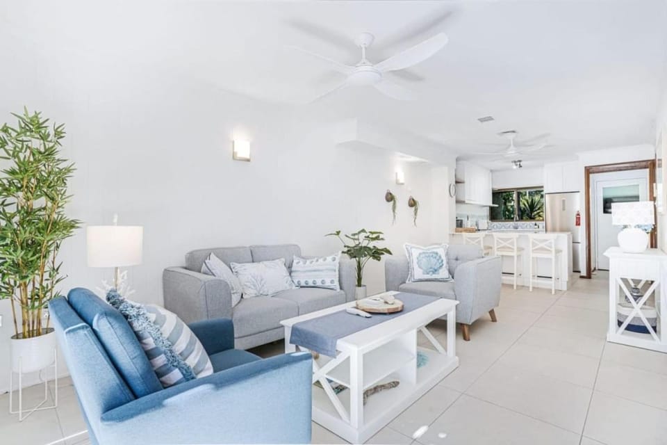 Sandy Feet Hideaway at Four Mile Beach House in Port Douglas