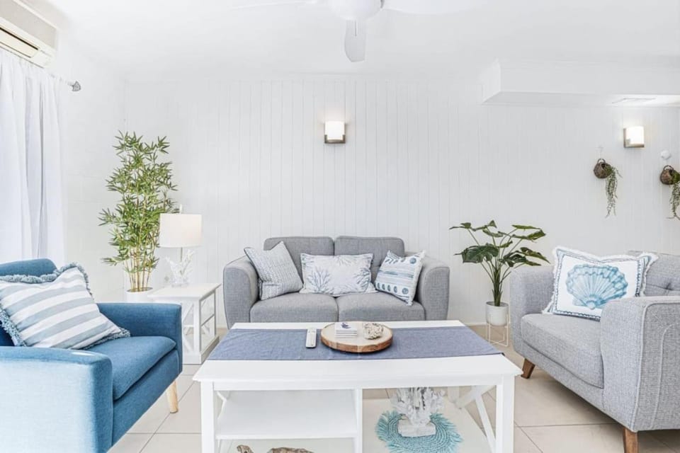 Sandy Feet Hideaway at Four Mile Beach House in Port Douglas