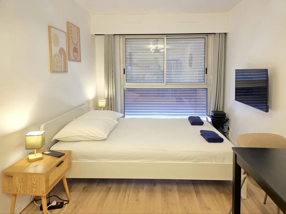 Cosy Apartments - Marseille Estiennes d'Orves - Hyper central students apartment close to metro and Vieux-Port Apartment in Marseille