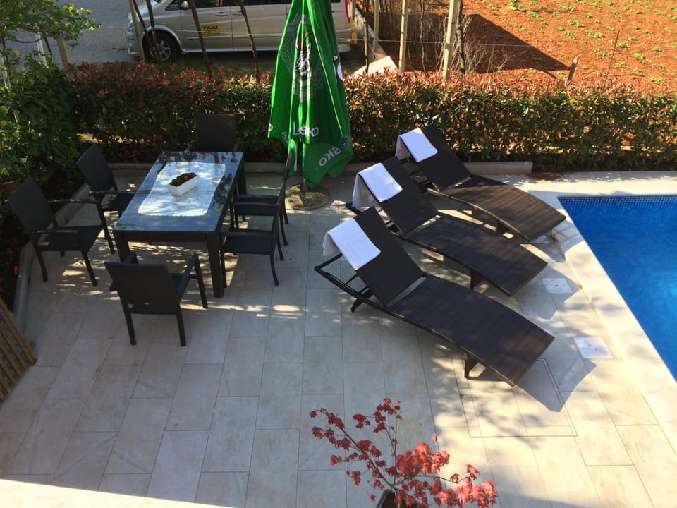Patio, Day