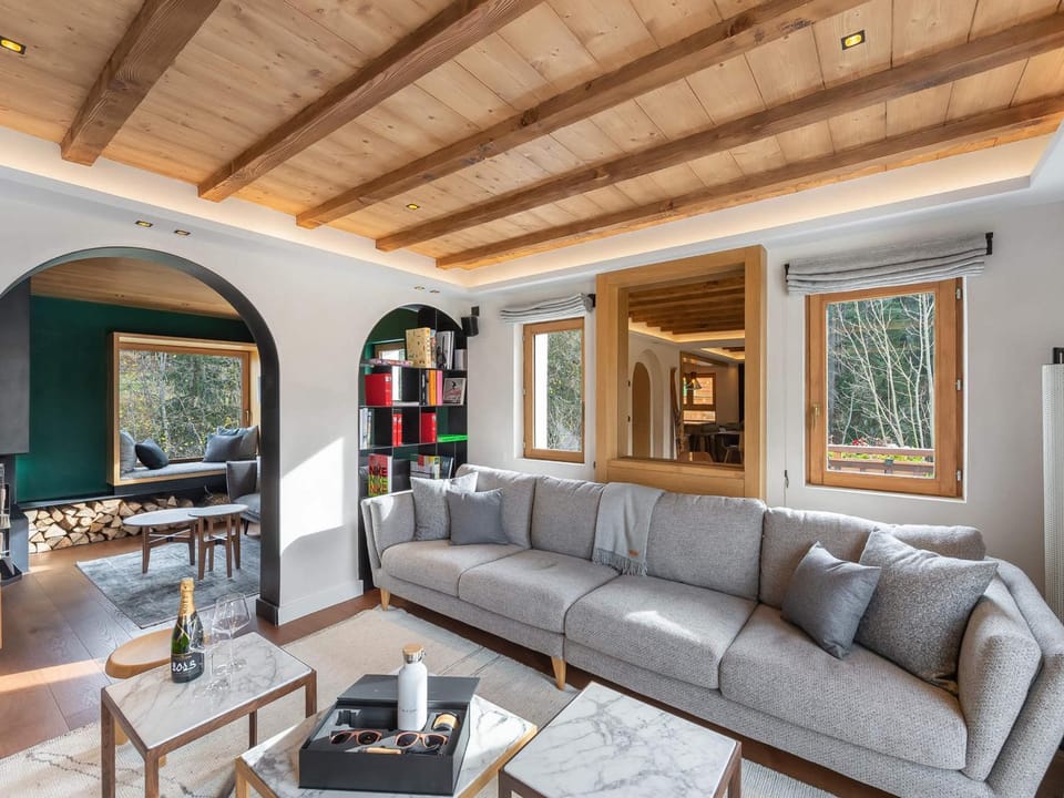 Chalet moderne et spacieux à Megève, 5 chambres, jacuzzi, salle TV, proche centre et remontée mécanique - FR-1-569-119 Chalet in Megève