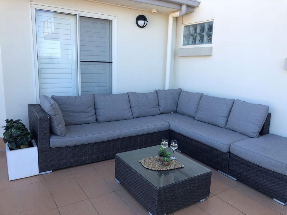 Day, Balcony/Terrace, Seating area