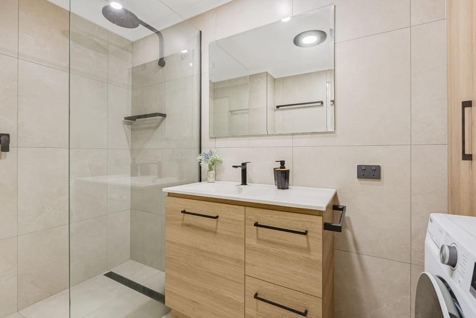Skyline Unit 5 Apartment in Tweed Heads