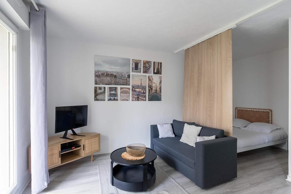 Studio JadOr gare RER B Le Bourget - Paris aeroport Charles de Gaulle Apartment in Drancy