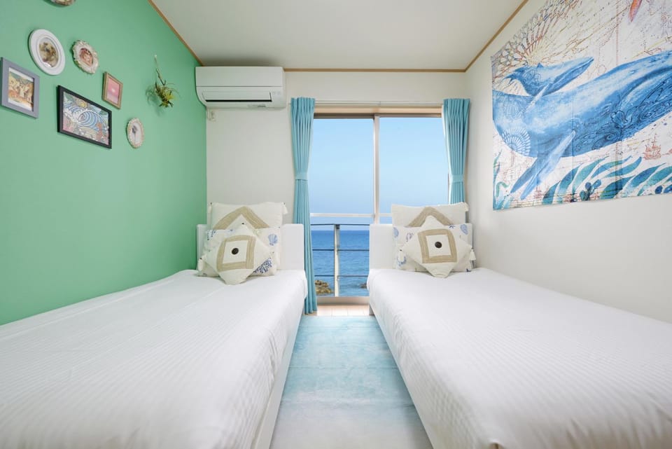 新規物件 朝日が綺麗 海が目の前 最大6名宿泊可能 Sweet Home House in Okinawa Prefecture