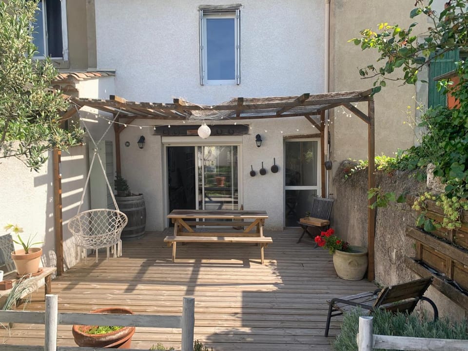 Patio, Balcony/Terrace, Balcony/Terrace, Garden view