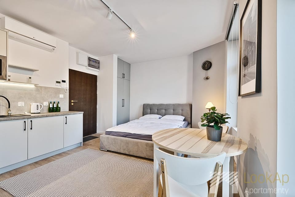 Kitchen or kitchenette, Living room, Photo of the whole room, towels, wardrobe