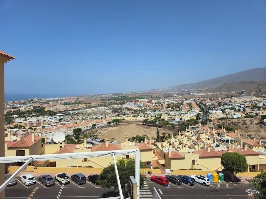 City view, Street view