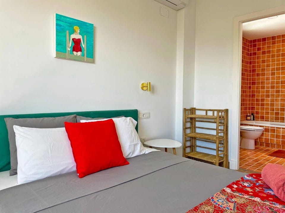 Bed, Bedroom