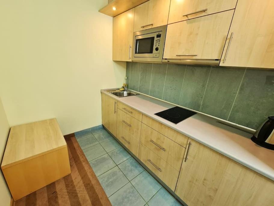 Kitchen or kitchenette, minibar, pet friendly, stove