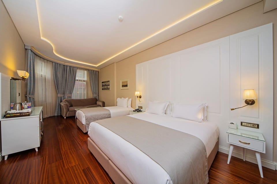 TV and multimedia, Coffee/tea facilities, Seating area, Bedroom