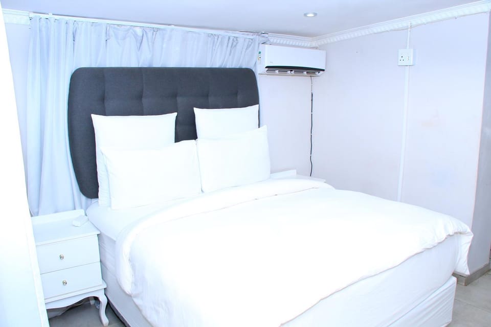 Suprime Hotels and Conference Bed and Breakfast in KwaZulu-Natal