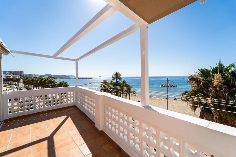 Balcony/Terrace, Beach, Sea view