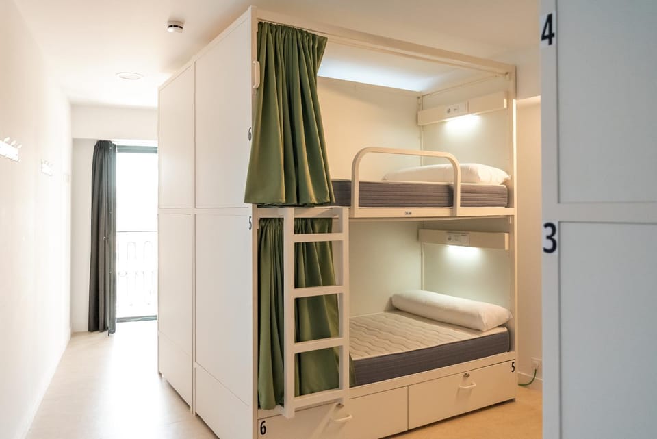 Property building, Bed, Bedroom, bunk bed