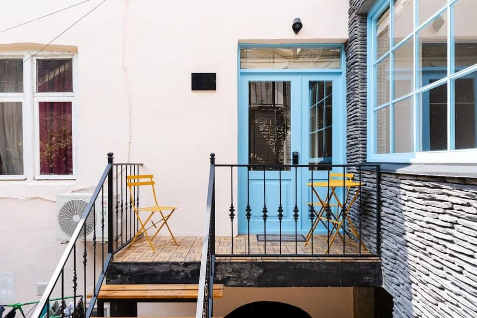 Property building, Balcony/Terrace