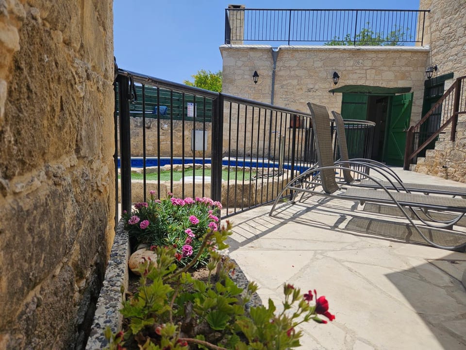 Property building, Pool view, Swimming pool