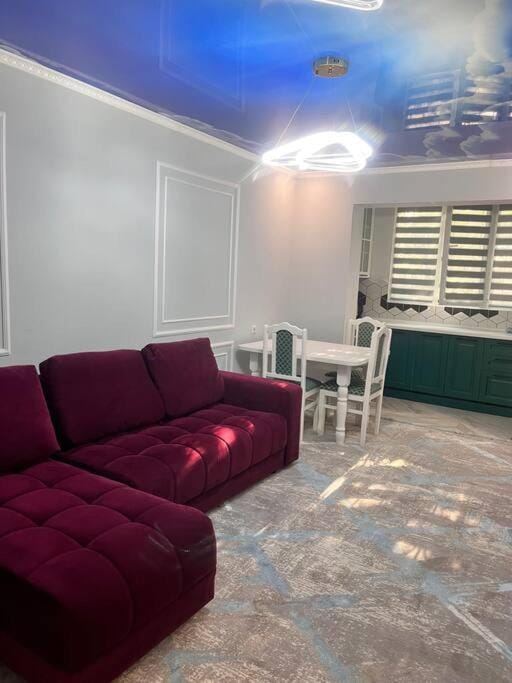 2-х комнатная квартира на Арбате Apartment in Almaty