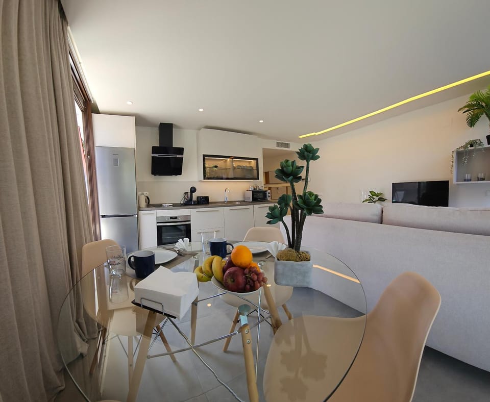 Nogalera Quintessence Apartment with private parking BY NAMASTE ELITE Apartment in Torremolinos