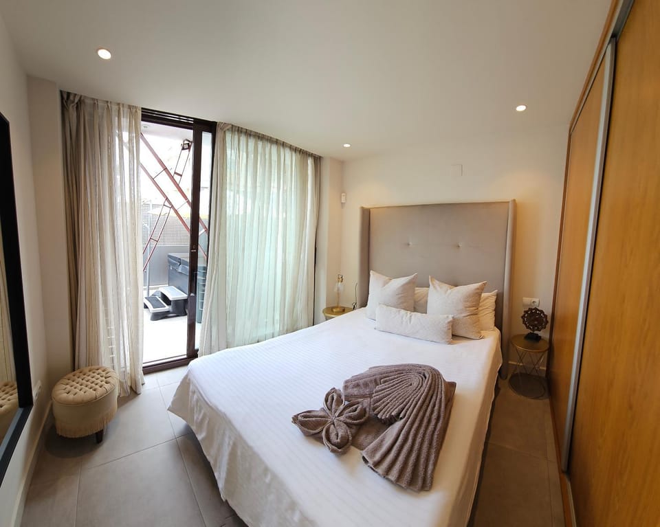 Nogalera Quintessence Apartment with private parking BY NAMASTE ELITE Apartment in Torremolinos