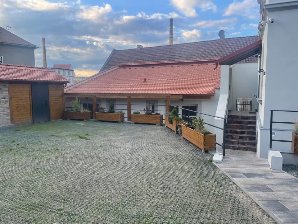 Penzion u Orloje Bed and Breakfast in Saxony