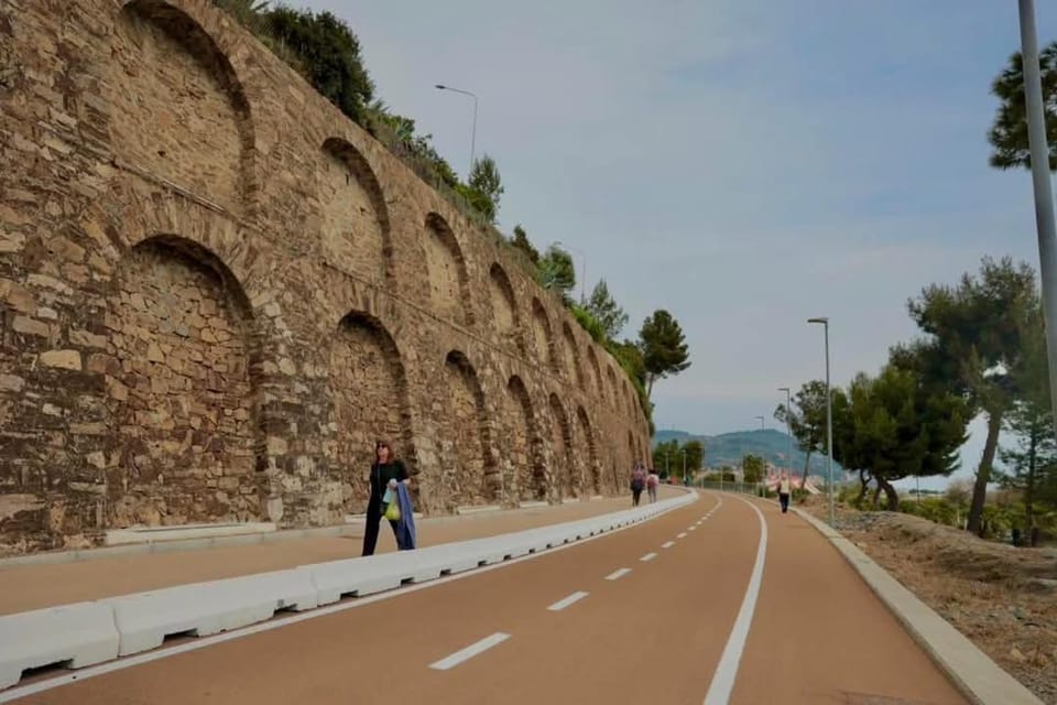 Tenuta Agriturismo IL RISVEGLIO Farm Stay in Imperia