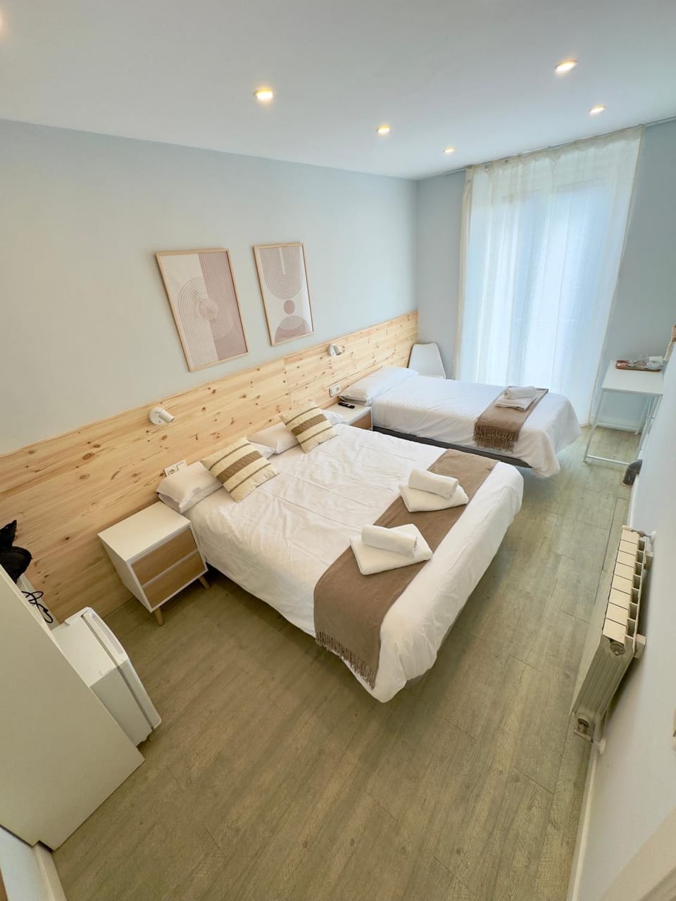 Photo of the whole room