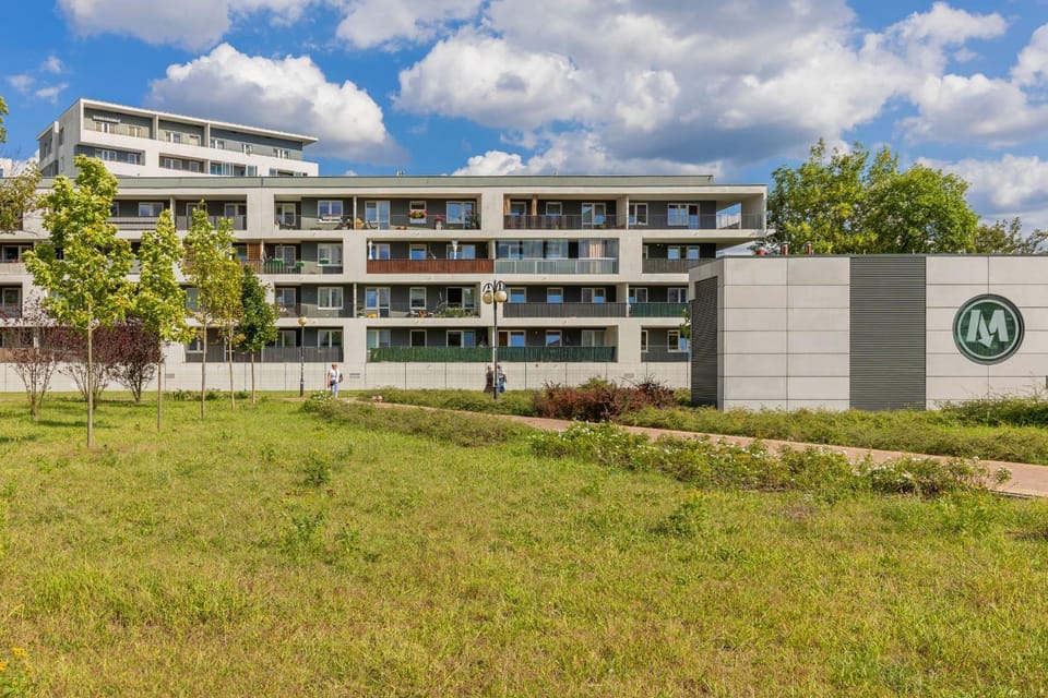 Property building, Off site, Day